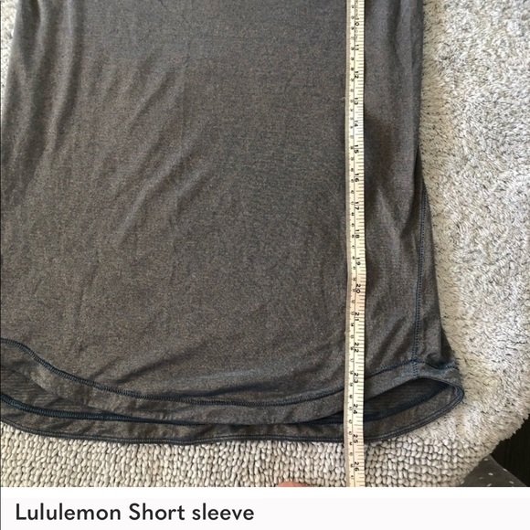 Lululemon V neck tee - Picture 6 of 7